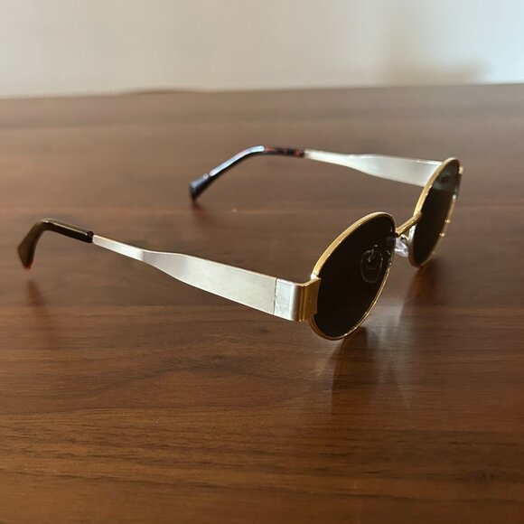 Set of 2 Oval Gold Frame Sunglasses - Picture 6 of 8